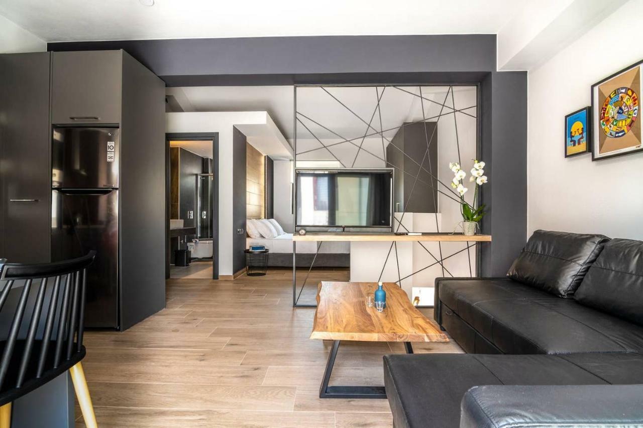 Mos Luxury City Suites - The Loft Ханья Экстерьер фото