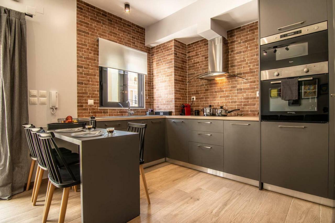 Mos Luxury City Suites - The Loft Ханья Экстерьер фото